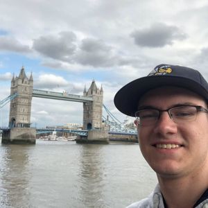 Meet your Posher, Ethan